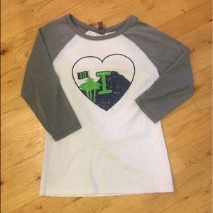 Seahawks quarter sleeve shirt